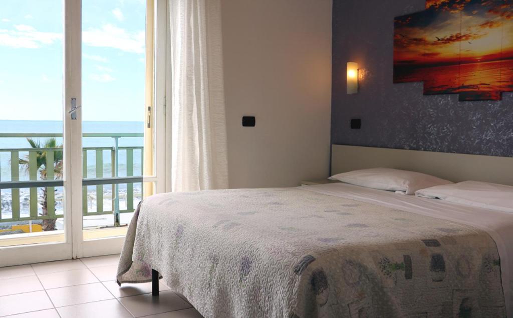 Hotel Piccolo Paradiso Bordighera Εξωτερικό φωτογραφία