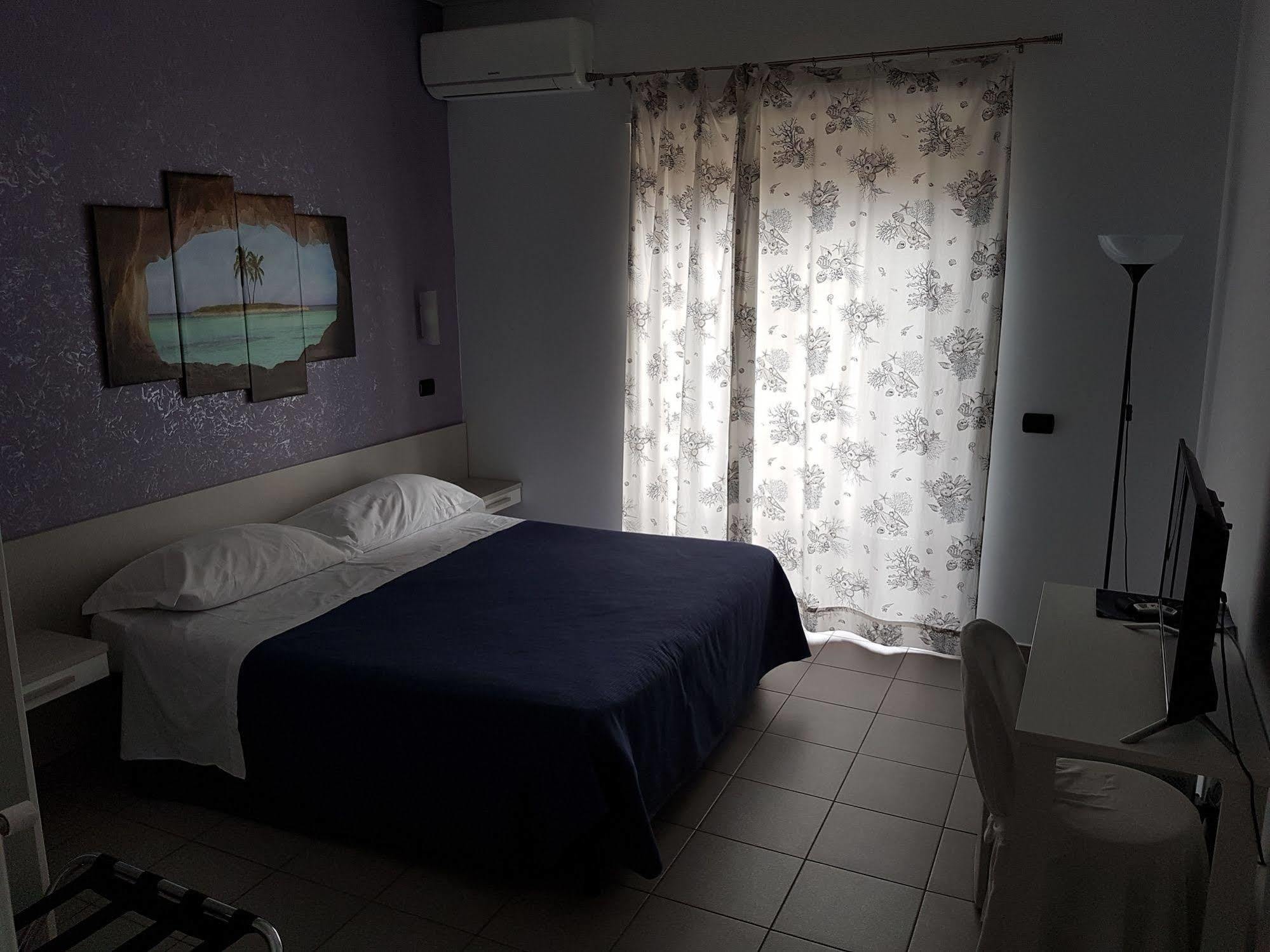 Hotel Piccolo Paradiso Bordighera Εξωτερικό φωτογραφία