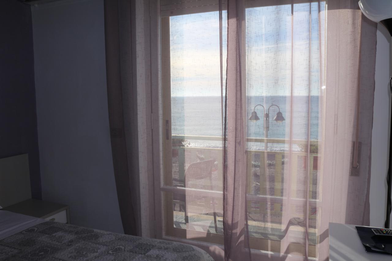 Hotel Piccolo Paradiso Bordighera Εξωτερικό φωτογραφία
