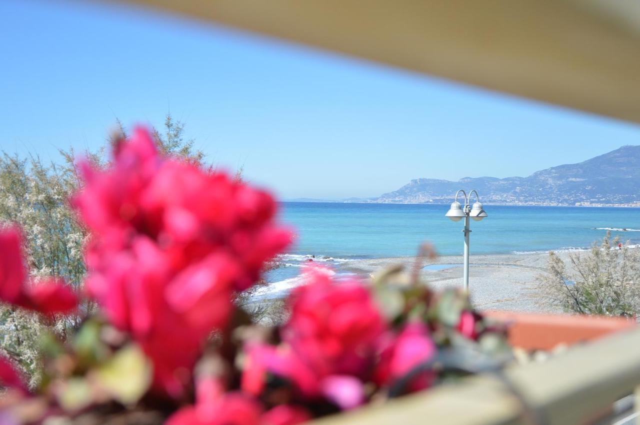 Hotel Piccolo Paradiso Bordighera Εξωτερικό φωτογραφία